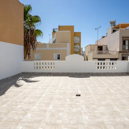 Quinta Colonial By Vivvahomes * Santa Cruz de Tenerife